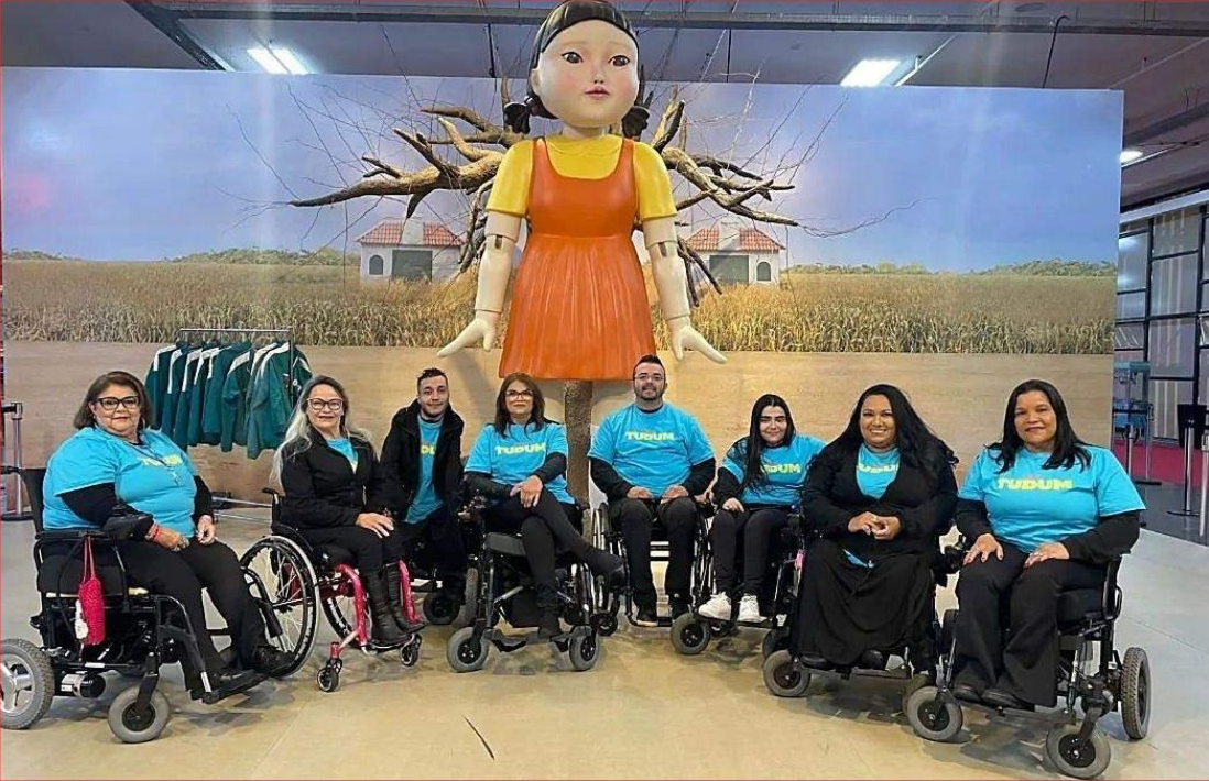 Equipe no evento Tudum